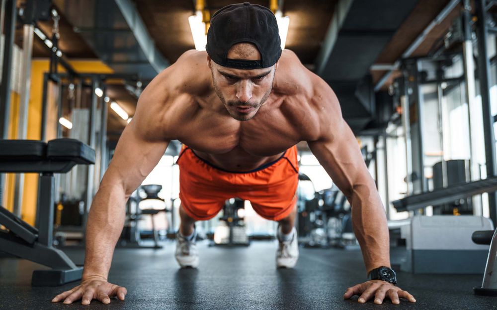 Priče iz kraja: Nemanja Milović je najzgodniji novosađanin, i danas je naš vodič kroz grad!